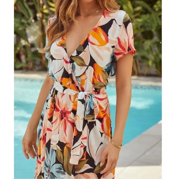 Vici Maxi Dress M Cadiz Floral Bardot Wrap Waist Tie Tropical Vacation - Picture 4 of 11